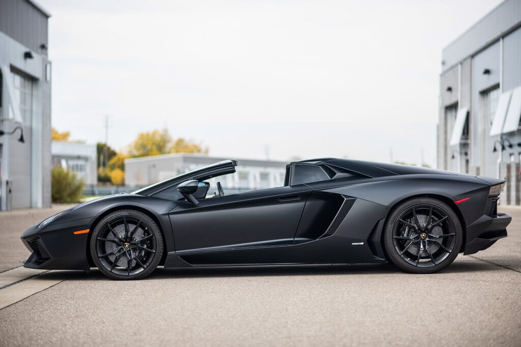2015 Lamborghini Aventador Roadster for sale